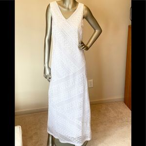 Peter Nygard V Neck Maxi White Crochet Maxi Dress